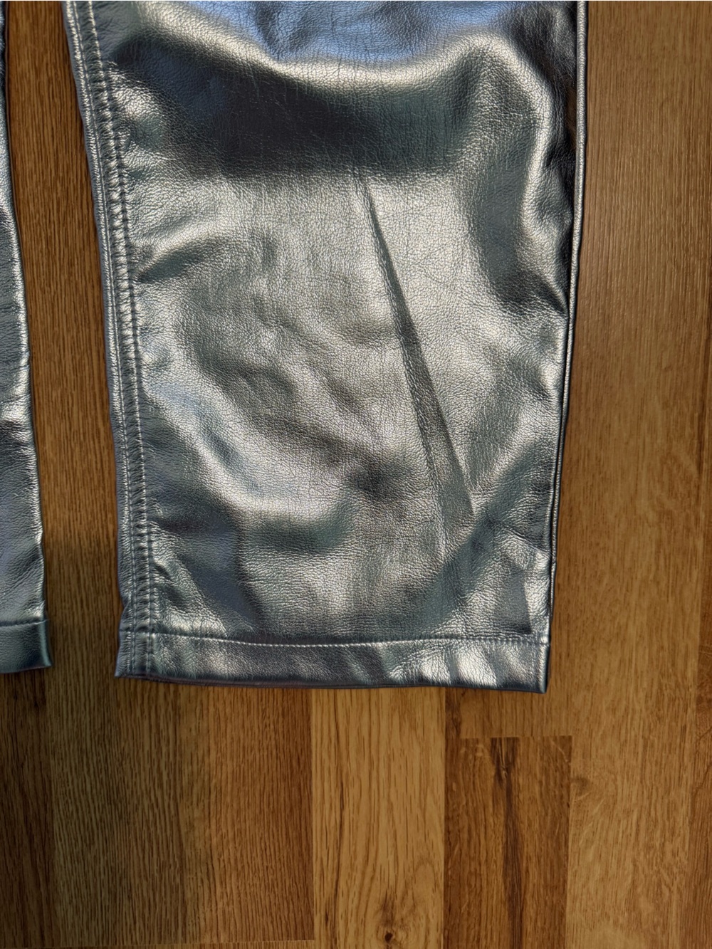 Abercrombie & Fitch Silver '90s Straight Ultra High-Rise Pants - Picture 3 of 9